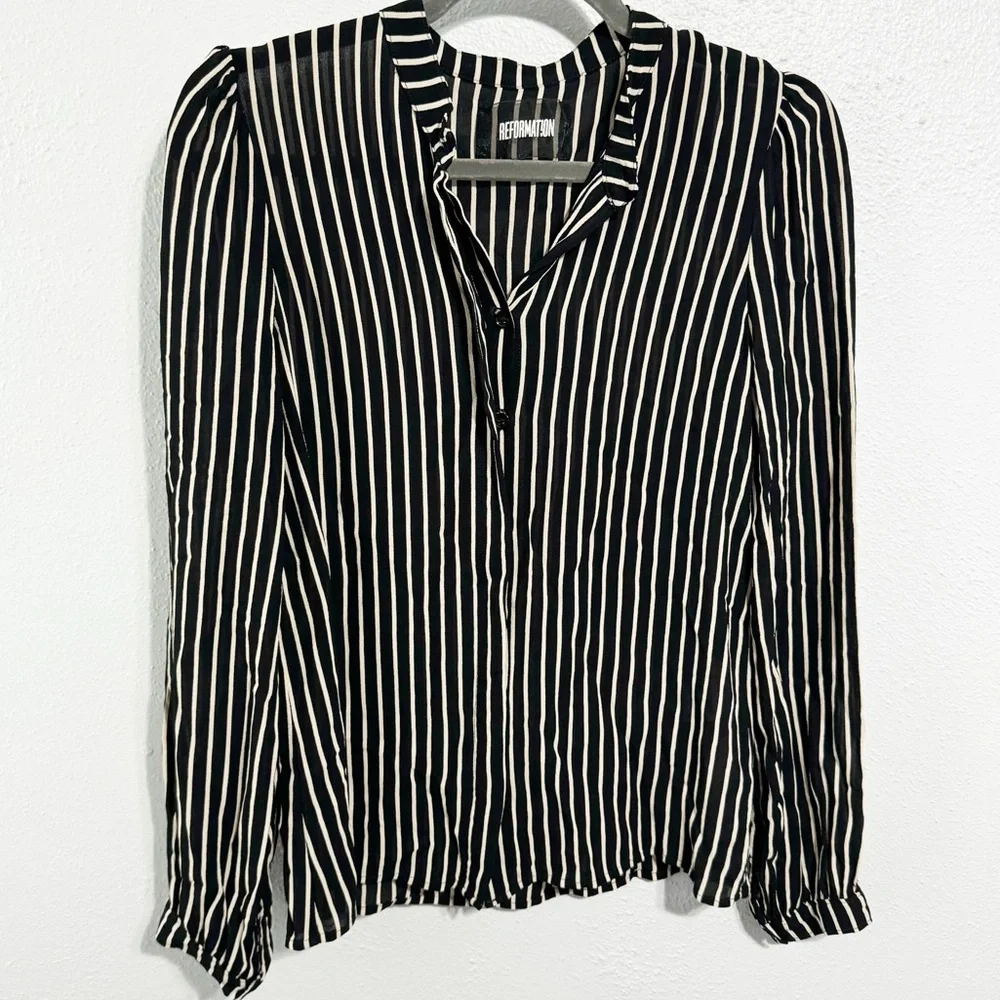 Reformation Arlington blouse black striped small